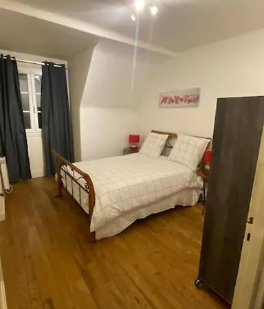 Charmant Appartement Dans L'Orne ! Vimoutiers Exterior photo